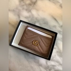 Gucci GG marmont card holder